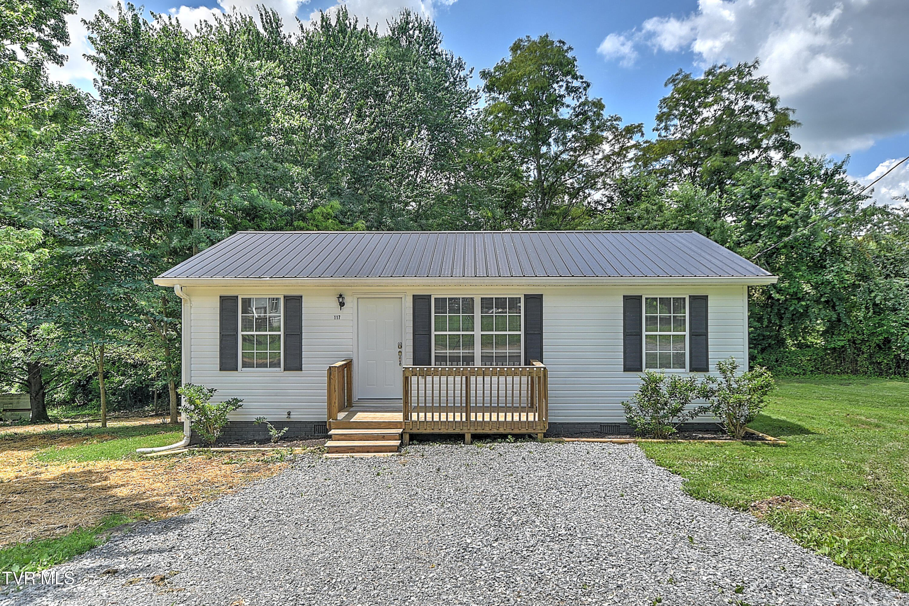 117 Maverick Road Jonesborough, TN 37659 - Photo 4 of 37 117 Maverick CP-3