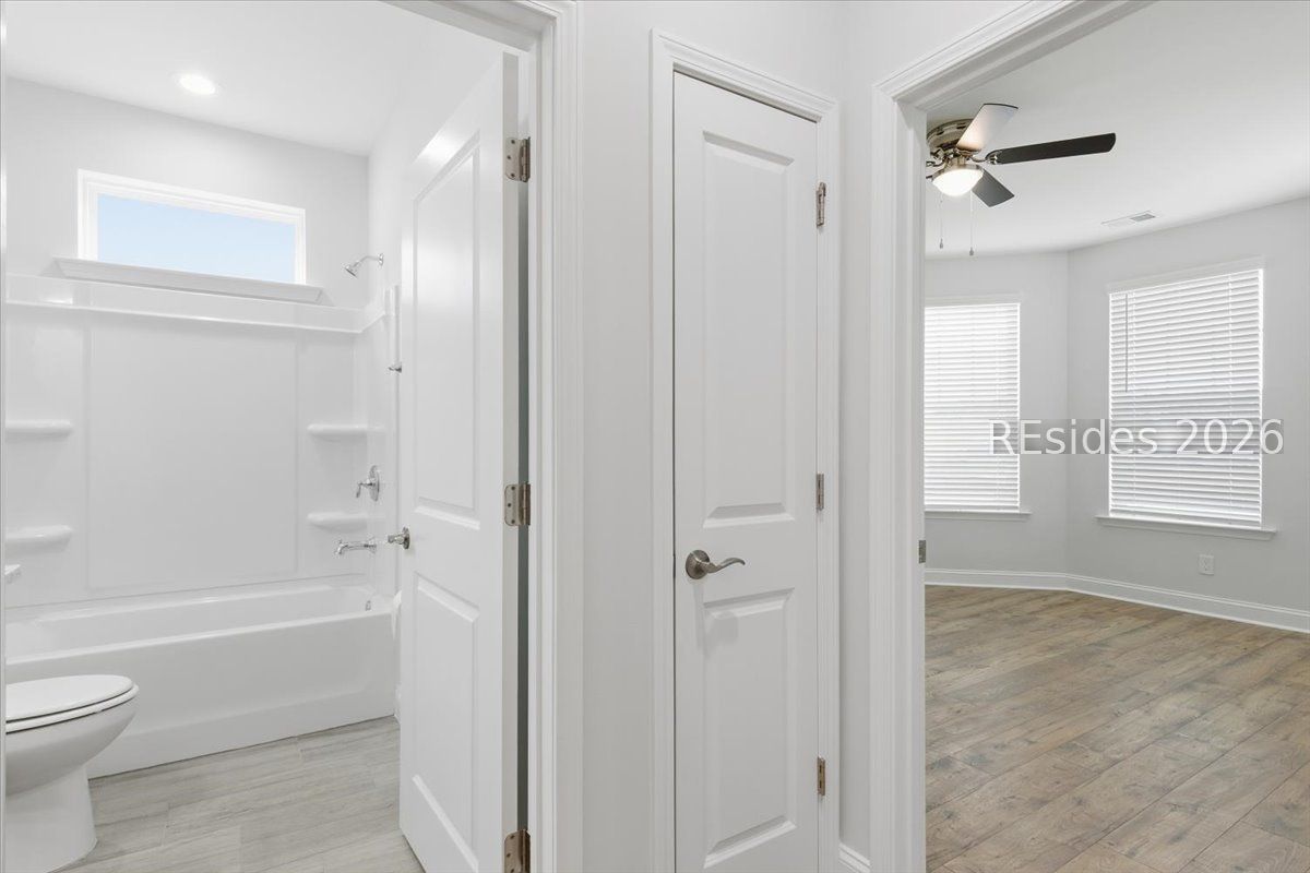 435 Blue Starfish Lane Hardeeville, SC 29927 - Photo 18 of 94 Guest Bathoom