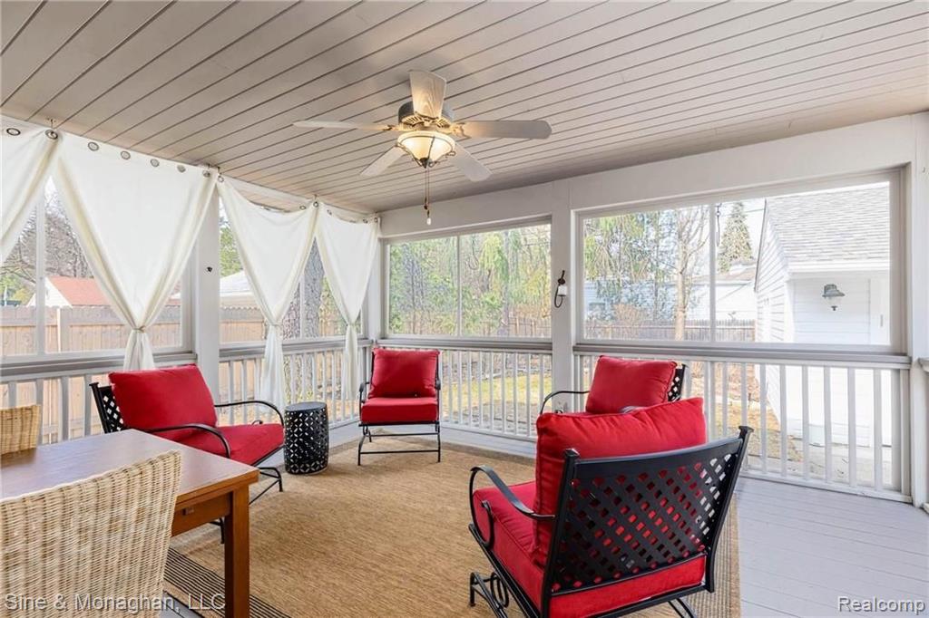 164 Ridgemont Road Grosse Pointe Farms, MI 48236 - Photo 16 of 40