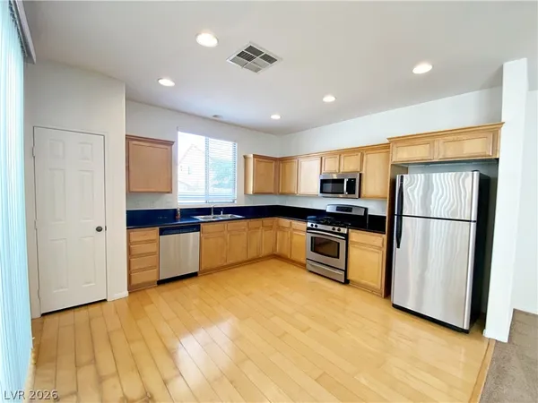 $2,050 | 682 Homewillow Avenue, Las Vegas, NV 89123