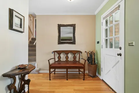 $569,000 | 719 East Hackberry Drive, Arlington Heights, IL 60004