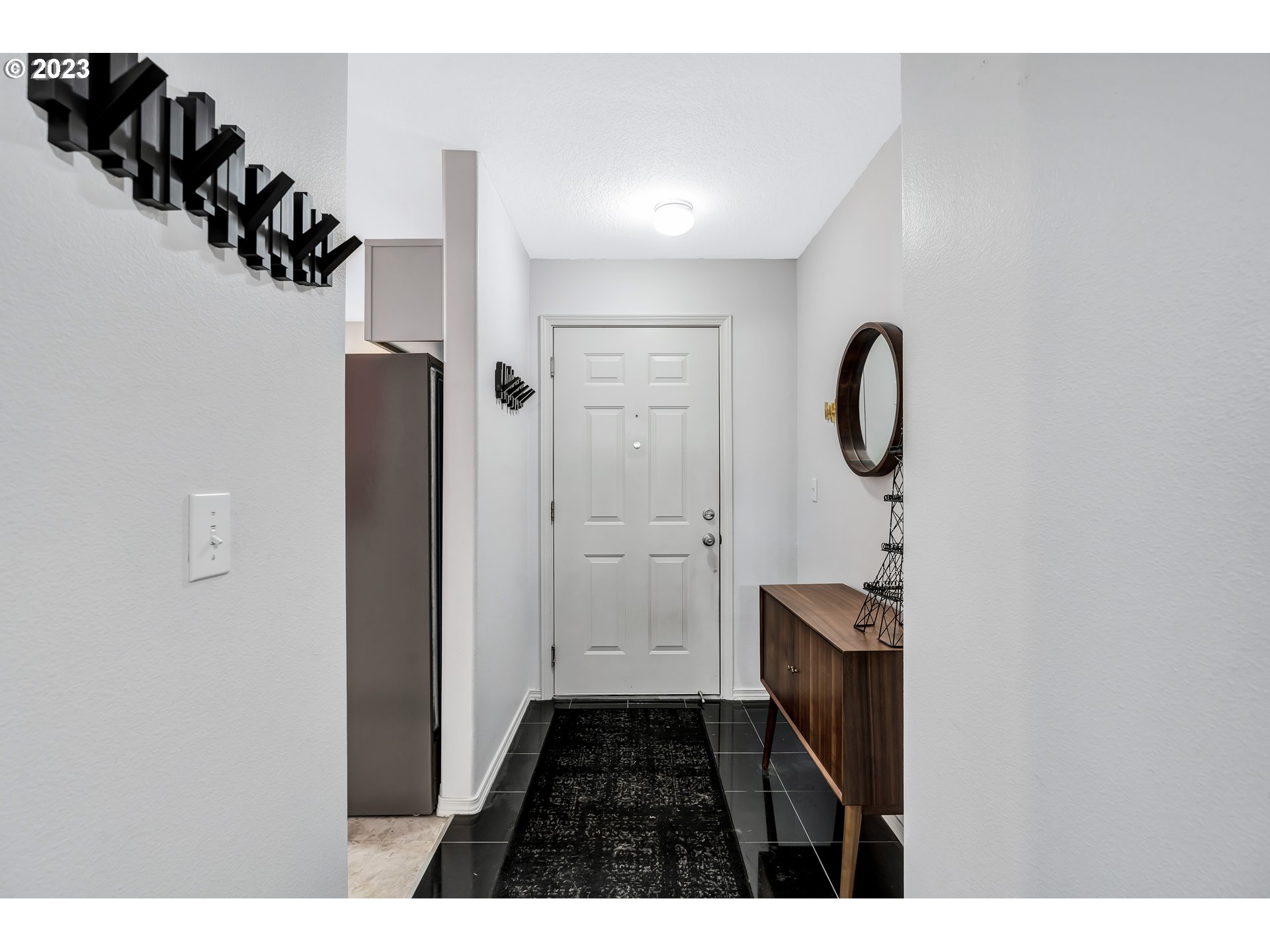 4694 West Powell Boulevard, Unit 139 Gresham, OR 97030 - Photo 6 of 29 a view of hallway with sink