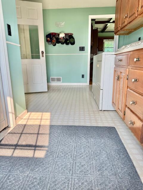 10035 Irish Road Vermontville, MI 49096 - Photo 13 of 53 3