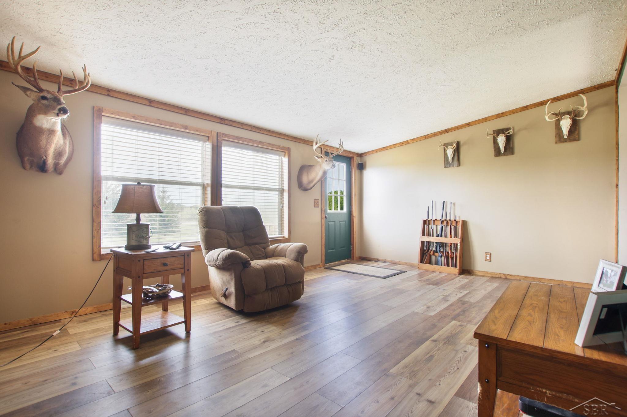 18890 Lakefield Road Merrill, MI 48637 - Photo 8 of 46 50109212-7.JPG