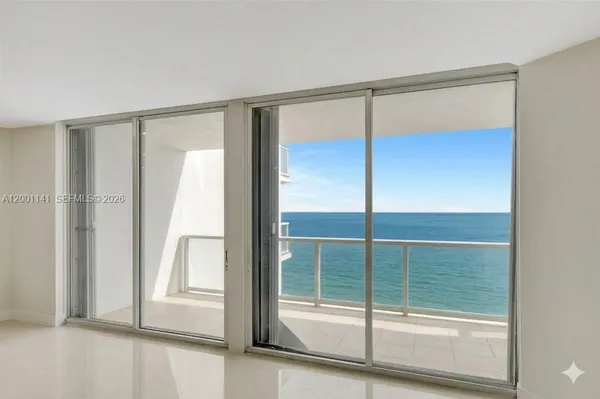 $6,000 | 16485 Collins Avenue, Unit 932, Sunny Isles Beach, FL 33160
