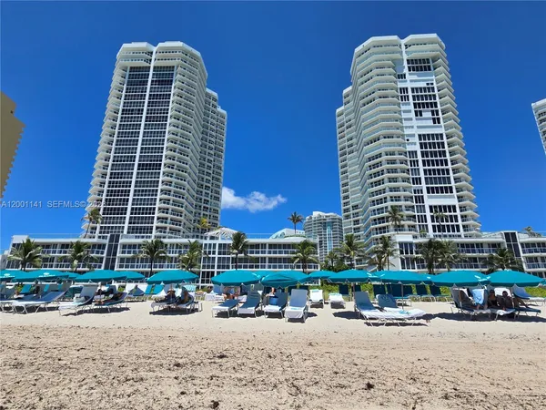 $6,000 | 16485 Collins Avenue, Unit 932, Sunny Isles Beach, FL 33160