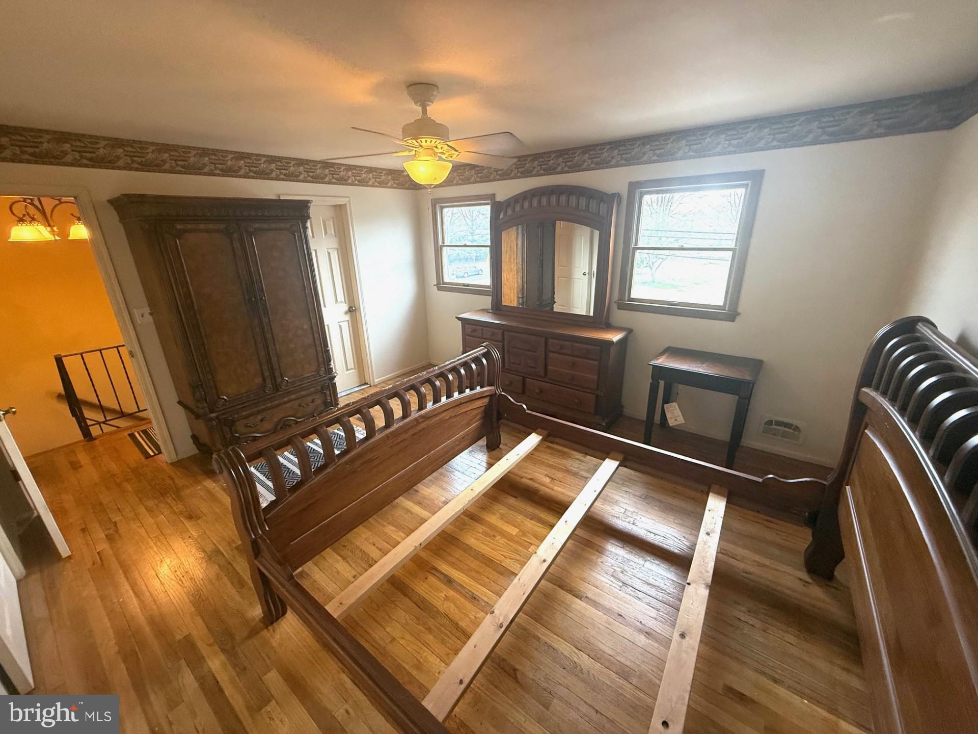 18 Wolfpack Road Hamilton, NJ 08619 - Photo 14 of 21 a living room with furniture