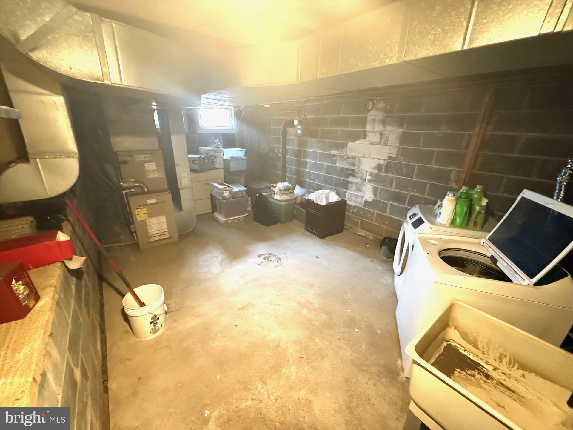 18 Wolfpack Road Hamilton, NJ 08619 - Photo 19 of 21 a bathroom with a sink and mirror