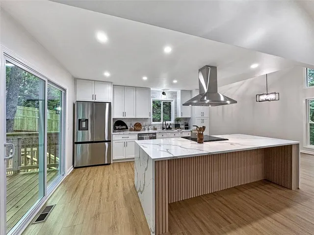 $714,999 | 3741 Northpoint Drive, Marietta, GA 30062