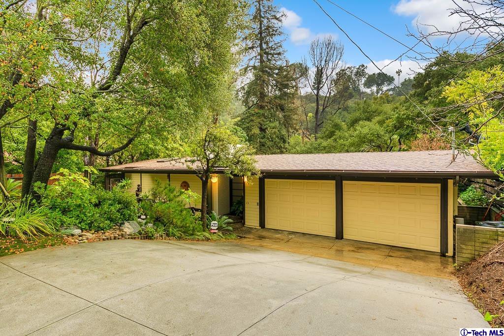 815 Laguna Road Pasadena, CA 91105 - Photo 3 of 43 Additional Photo