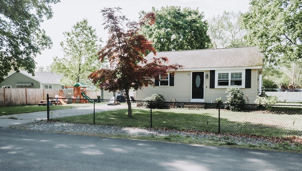 39 England Road North Attleboro, MA 02760 - Photo 2 of 12 Gallery Image 2