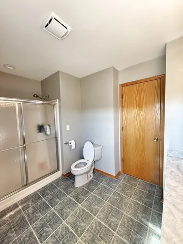 $295,900 | 8416 Stratford Drive, Tinley Park, IL 60487