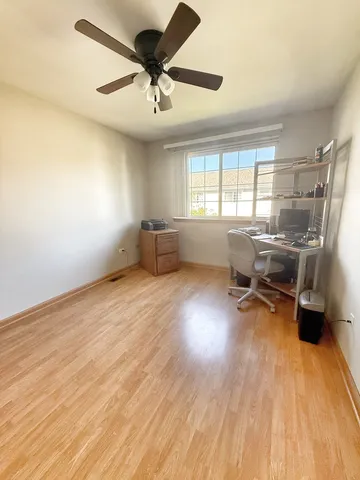 $295,900 | 8416 Stratford Drive, Tinley Park, IL 60487