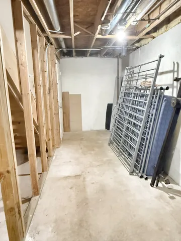 $295,900 | 8416 Stratford Drive, Tinley Park, IL 60487