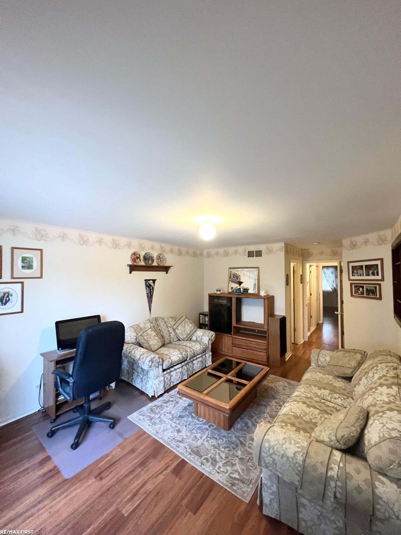 16781 Country Ridge Court Macomb, MI 48044 - Photo 13 of 37 50092528-12.JPG