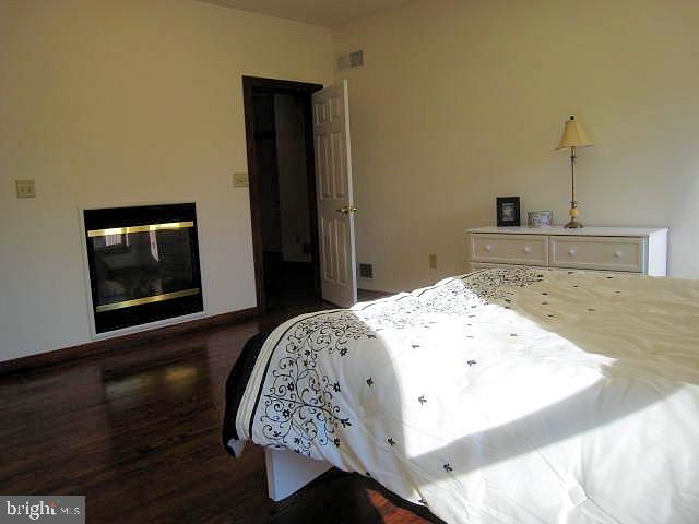 820 Locust Grove Road Middletown, PA 17057 - Photo 12 of 25 Gallery Image 12