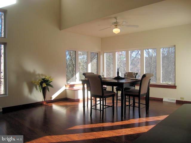 820 Locust Grove Road Middletown, PA 17057 - Photo 5 of 25 Gallery Image 5