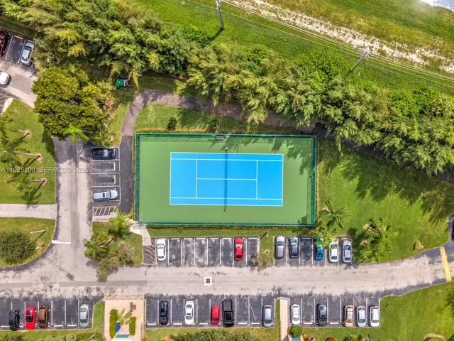 $2,300 | 650 Southwest 124th Terrace, Unit 105P, Pembroke Pines, FL 33027