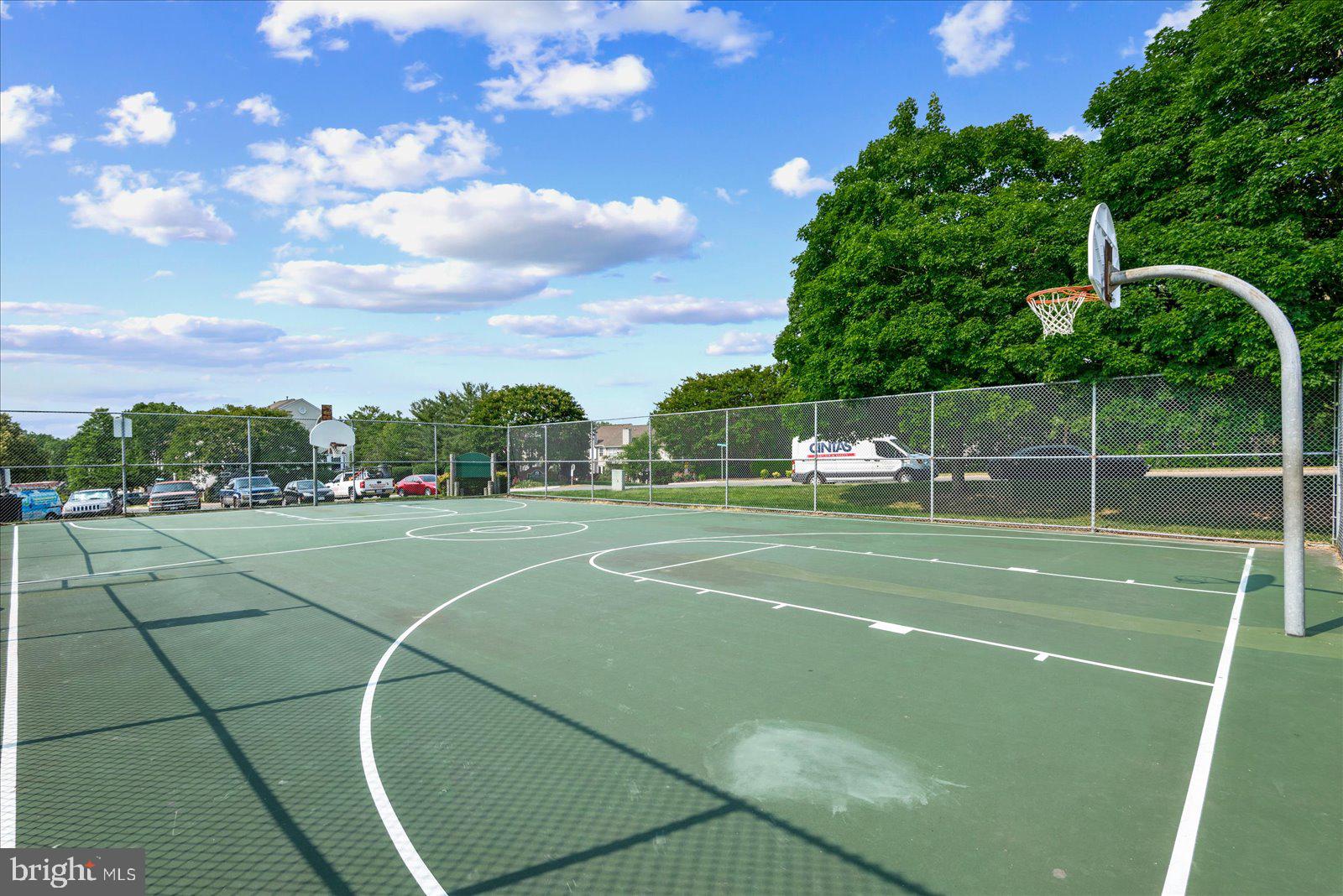 15761 Viewpoint Circle Dumfries, VA 22025 - Photo 41 of 47 montclair amenities