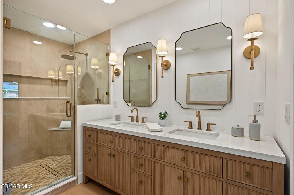 5261 Reef Way Oxnard, CA 93035 - Photo 33 of 52 Gallery Image 33