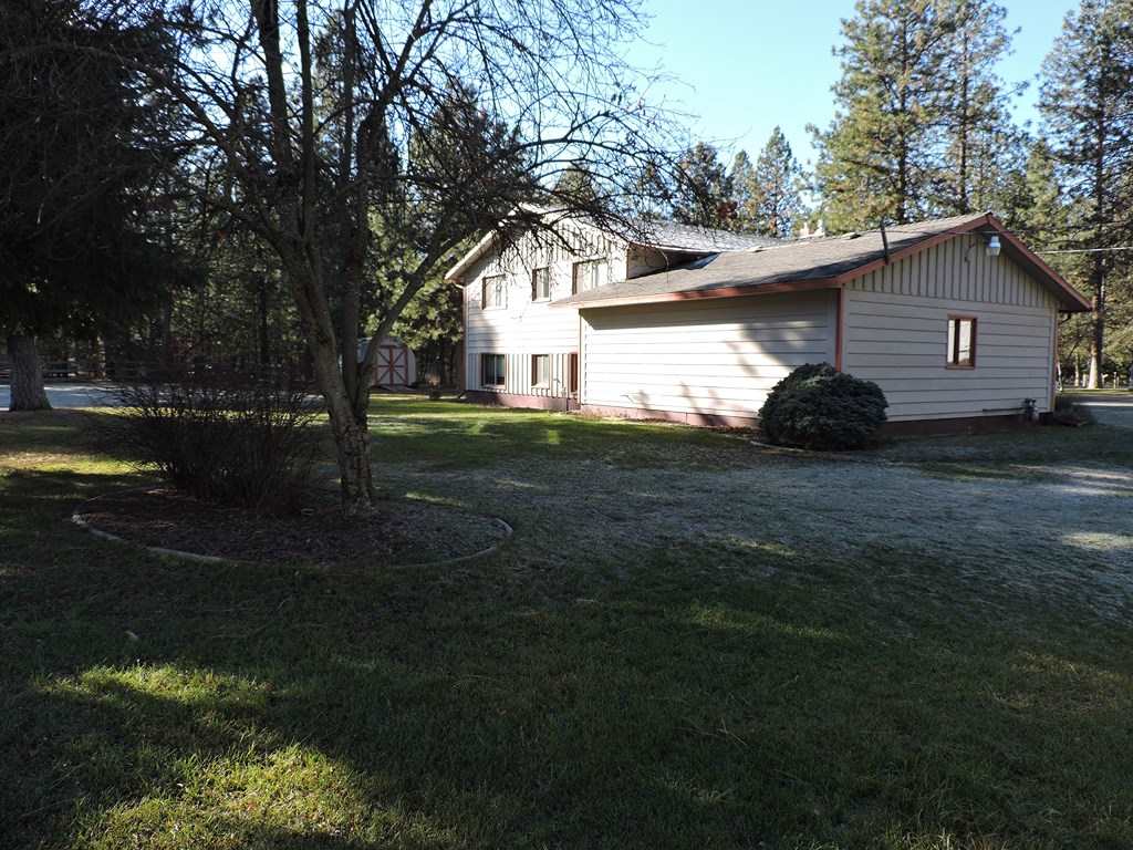 28204 North Piney Ridge Road Chattaroy, WA 99003 - Photo 4 of 20 Gallery Image 4