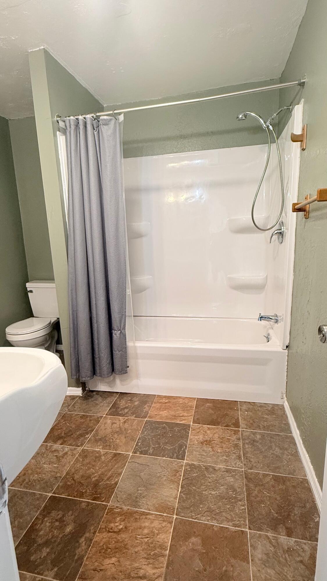 1224 Beverly Avenue Springfield, OH 45504 - Photo 9 of 13 IMG_7486