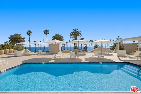 $6,495,000 | 701 Ocean Avenue, Unit PHE, Santa Monica, CA 90402