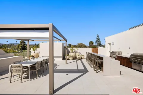 $6,495,000 | 701 Ocean Avenue, Unit PHE, Santa Monica, CA 90402