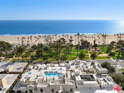 $6,495,000 | 701 Ocean Avenue, Unit PHE, Santa Monica, CA 90402