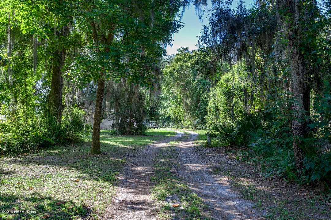108 Cheffey Road Palatka, FL 32177 - Photo 8 of 61 Web-9