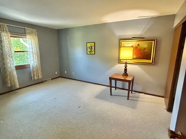 $199,900 | 5221 West Loomis Road, Greenfield, WI 53129