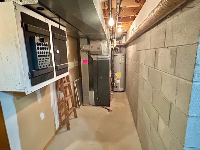 $199,900 | 5221 West Loomis Road, Greenfield, WI 53129