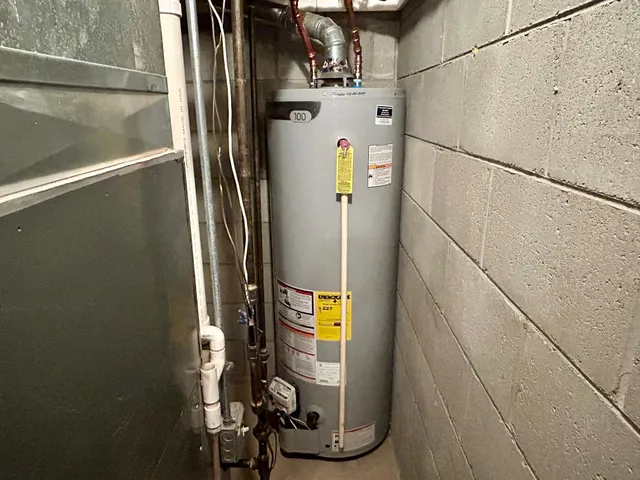 $199,900 | 5221 West Loomis Road, Greenfield, WI 53129