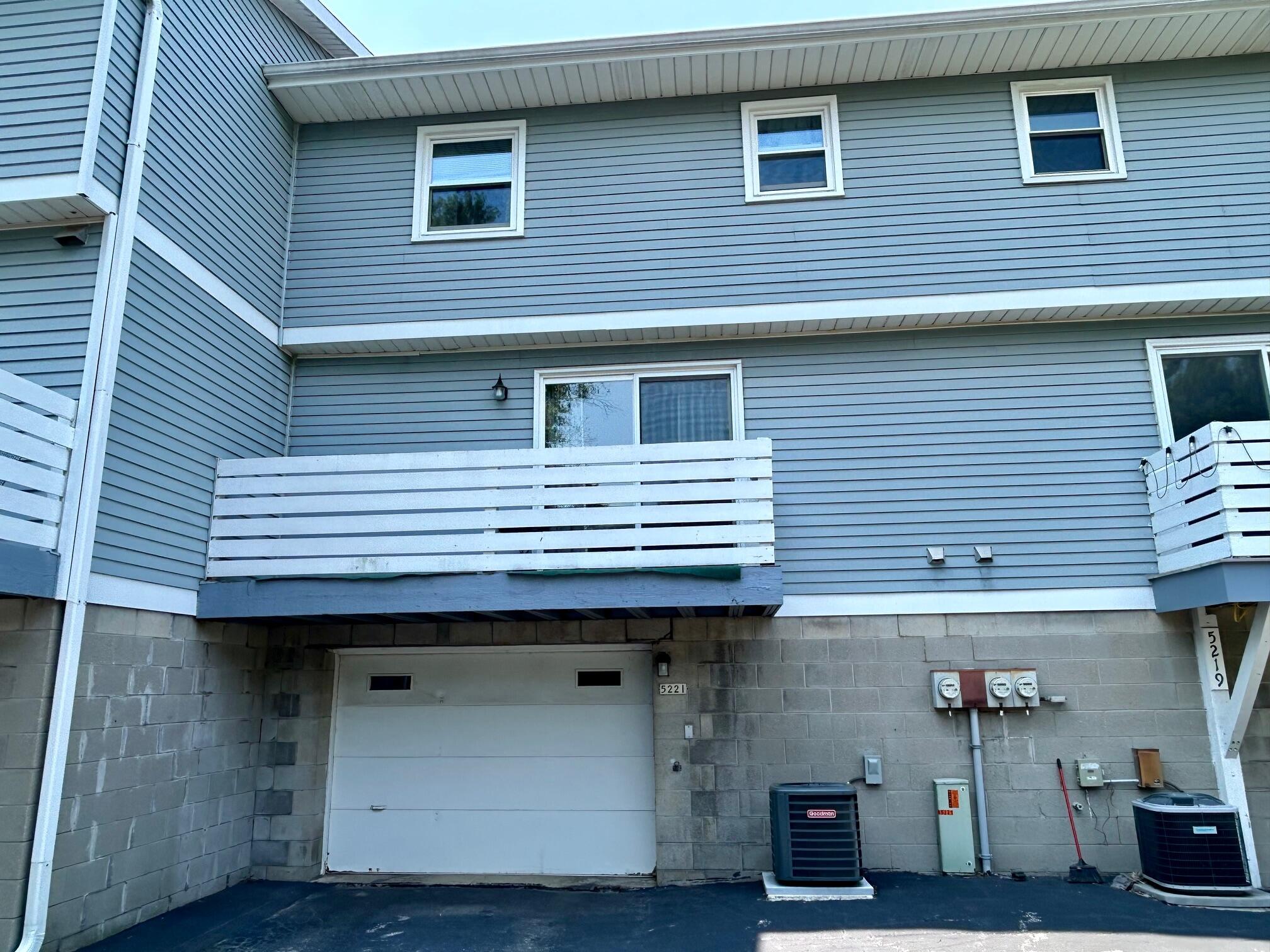 5221 West Loomis Road Greenfield, WI 53129 - Photo 32 of 33 Attached Garage