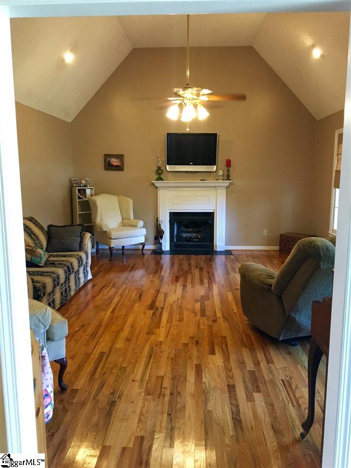 105 Rices Creek Church Road Liberty, SC 29657 - Photo 6 of 35