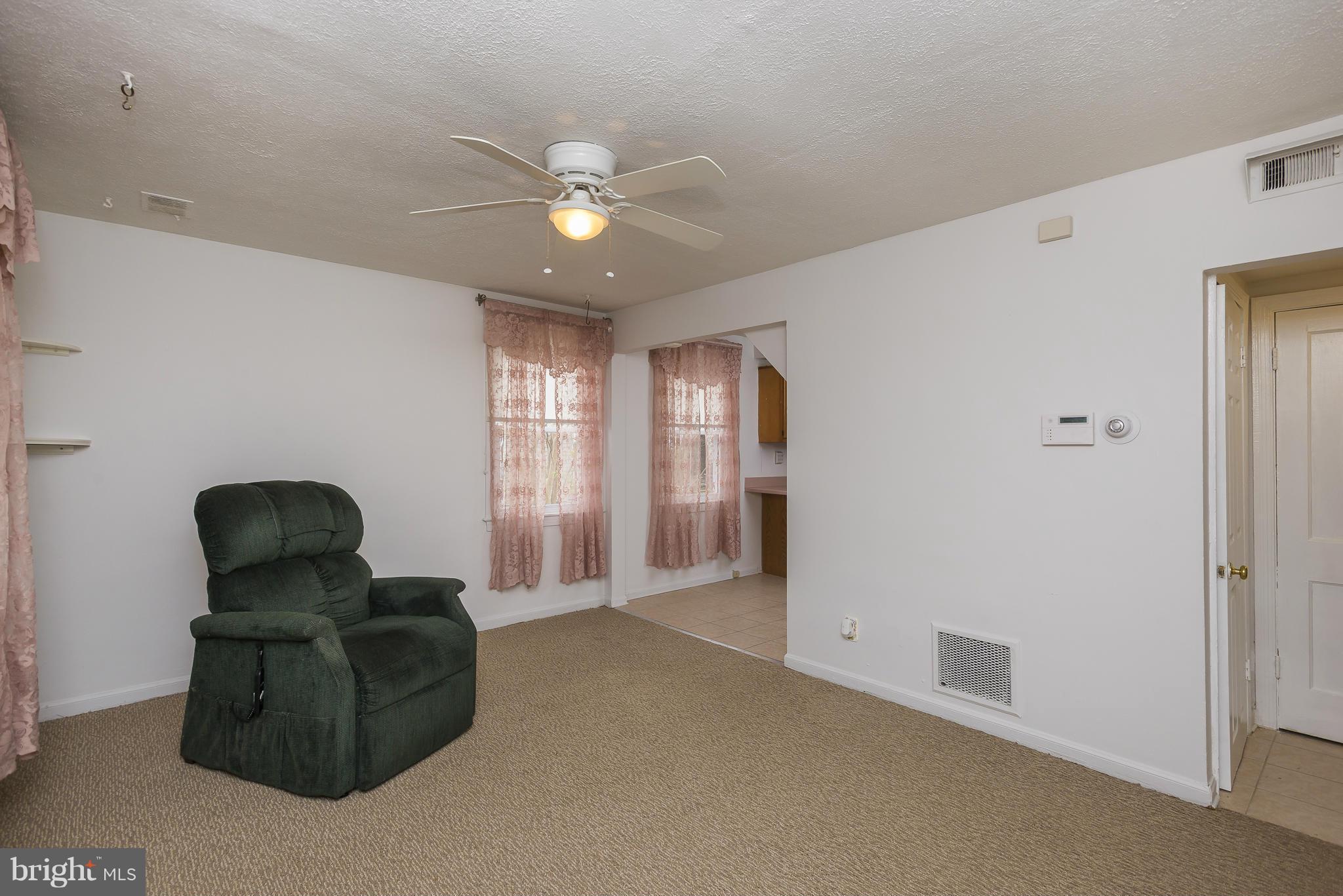 2012 Rittenhouse Street Hyattsville, MD 20782 - Photo 5 of 25 Living Room