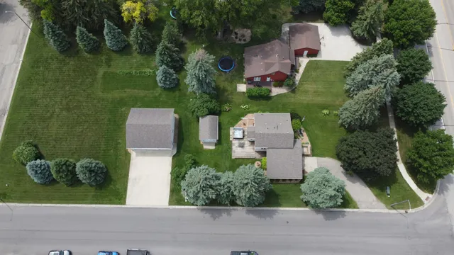 $250,000 | 2101 19th Avenue Southwest, Willmar, MN 56201