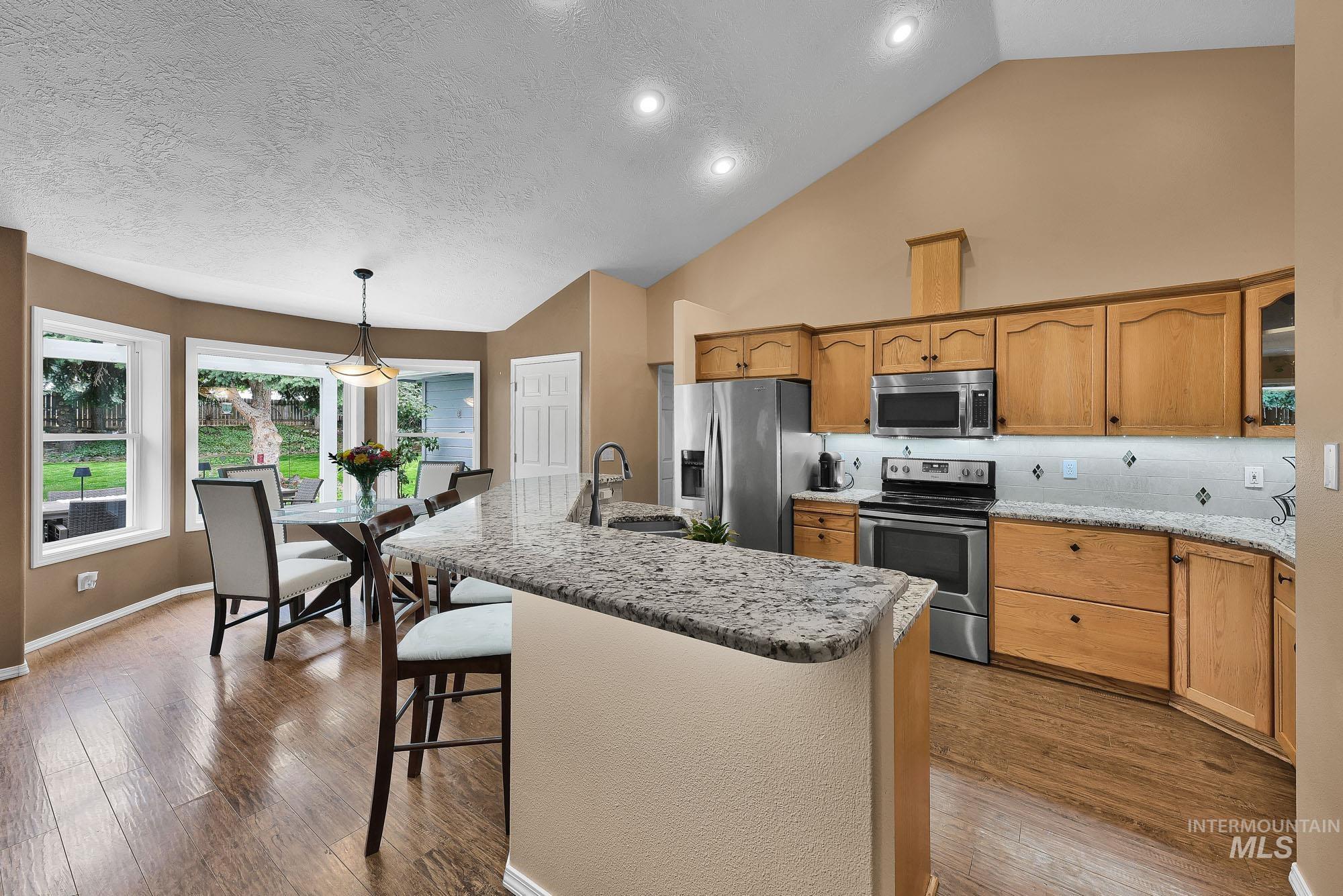 23193 Forest Hills Loop Caldwell, ID 83607 - Photo 13 of 47