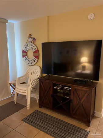 $2,600 | 1600 Via De Luna Drive, Unit 102A, Pensacola Beach, FL 32561