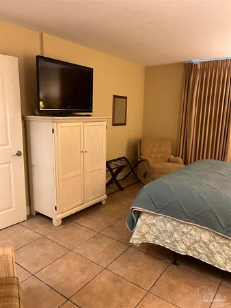 $2,600 | 1600 Via De Luna Drive, Unit 102A, Pensacola Beach, FL 32561