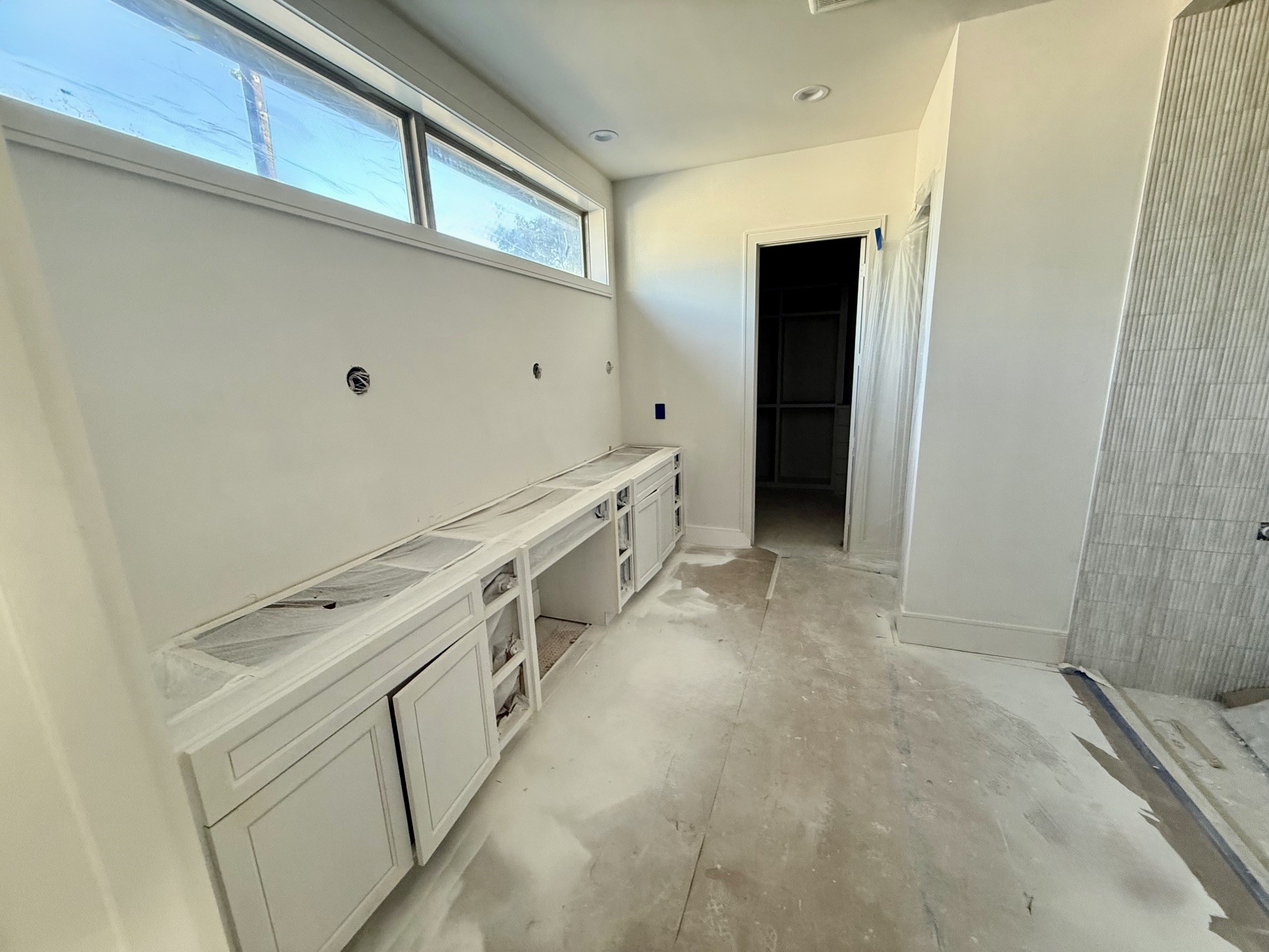 1824 Marshall Street Houston, TX 77098 - Photo 17 of 50 * Estimated Completion 04/15/2026 *
* Construction as of 2/1/2026 *
ASK ABOUT CUSTOMIZATION OPTIONS DURING CONSTRUCTION ONLY *MAZZARINO MODEL HOME * PHOTOS MAY SHOW A SIMILAR FLOOR PLAN AND/OR UPGRADED/ALTERNATIVE FINISHES * Please use these photos as a guide *THIS IS AN ACTIVE CONSTRUCTION SITE, BUYERS MUST REQUEST APPOINTMENT TO BE ON PREMISE AT ALL TIMES.