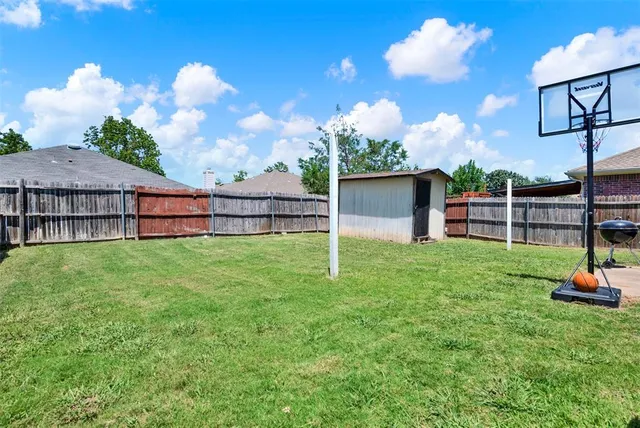 $348,000 | 5722 Firethorn Drive, Dallas, TX 75249