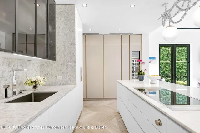 $16,995,000 | 152 Dolphin Road, Palm Beach, FL 33480