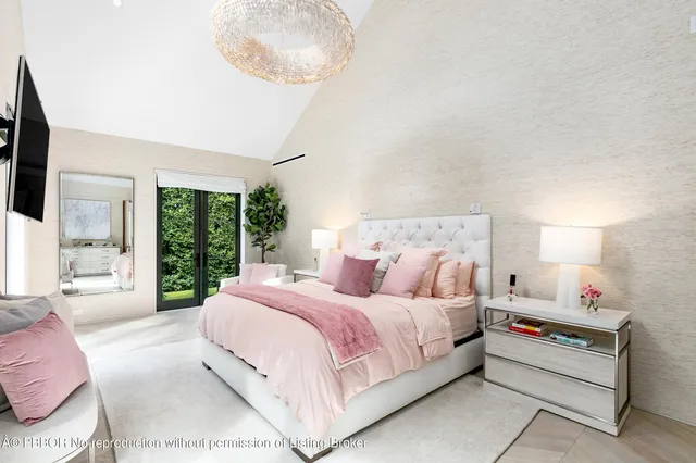 $16,995,000 | 152 Dolphin Road, Palm Beach, FL 33480