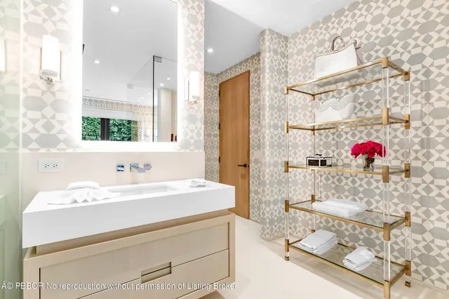 $16,995,000 | 152 Dolphin Road, Palm Beach, FL 33480