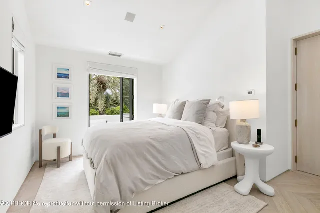 $16,995,000 | 152 Dolphin Road, Palm Beach, FL 33480