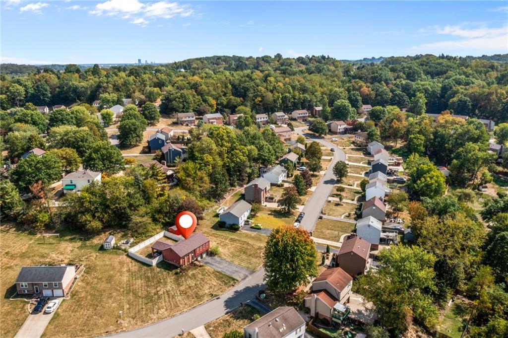 75 Fawnvue Drive McKees Rocks, PA 15136 - Photo 46 of 46 a view of a bird of a building