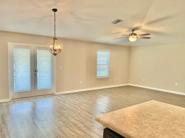 $2,195 | 709 Riverwalk Circle, Freeport, FL 32439