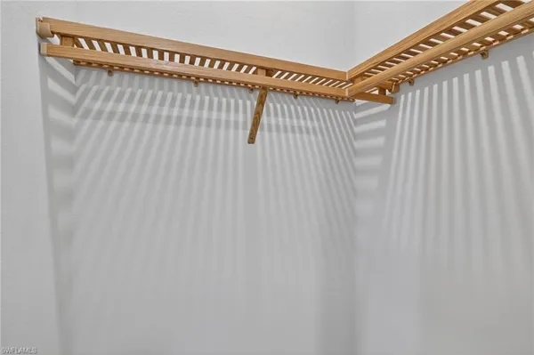 $3,200 | 286 Indies Drive East, Unit 202, Naples, FL 34114