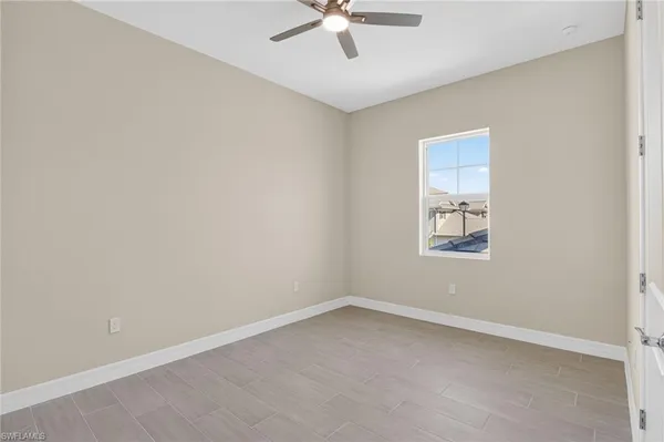 $3,200 | 286 Indies Drive East, Unit 202, Naples, FL 34114